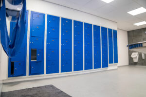 Pijlman Magazijn-lockers-en-werkplek---werkplaats---Van-den-Brug-Drachten